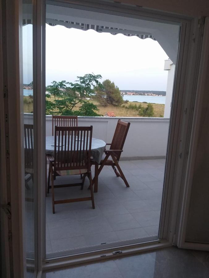 נין Sandy Apartment מראה חיצוני תמונה