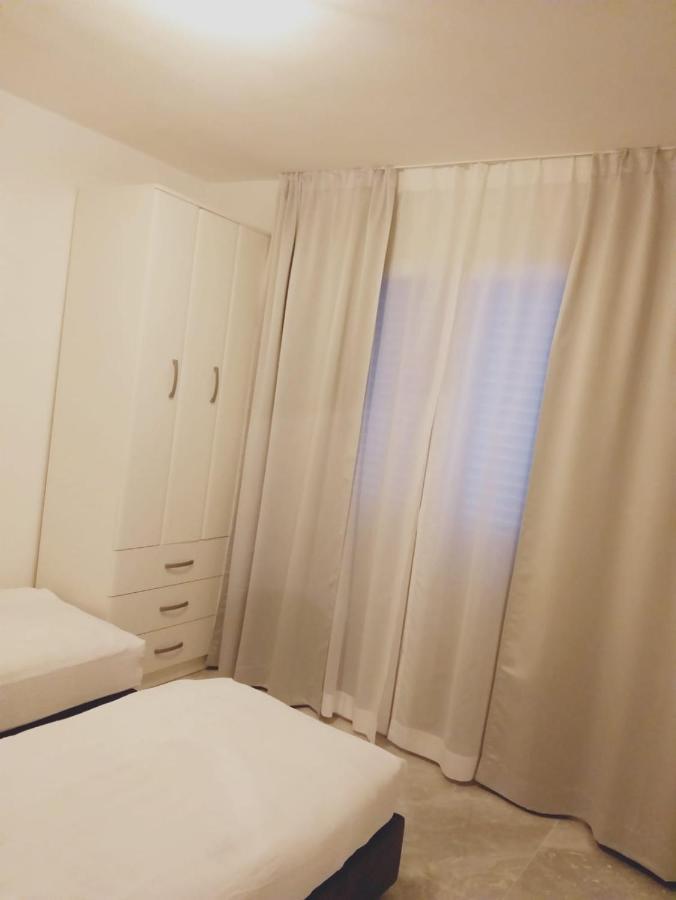 נין Sandy Apartment מראה חיצוני תמונה